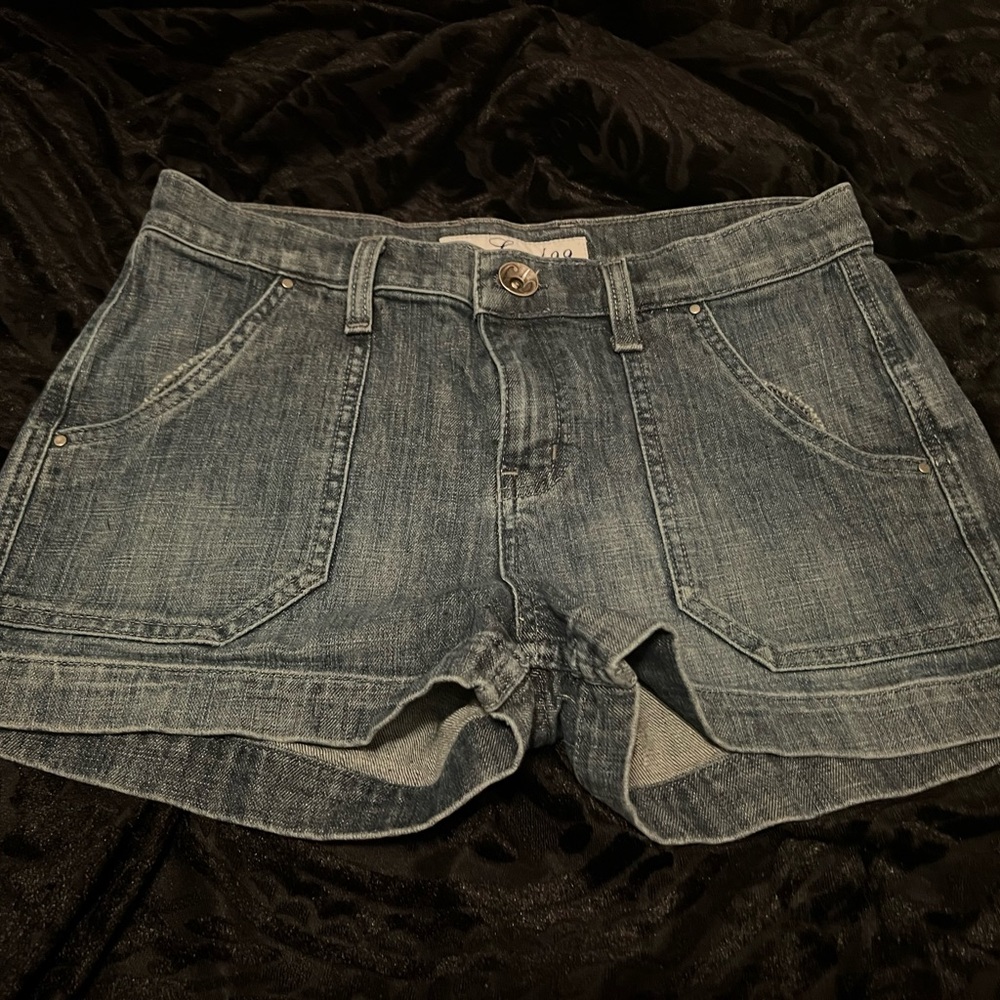 Level 99 shorts size 29